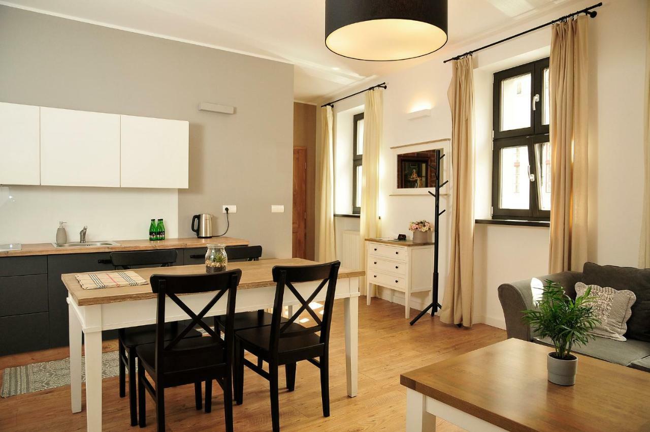 Apartamenty Kopernika 14 ทอรูน ภายนอก รูปภาพ