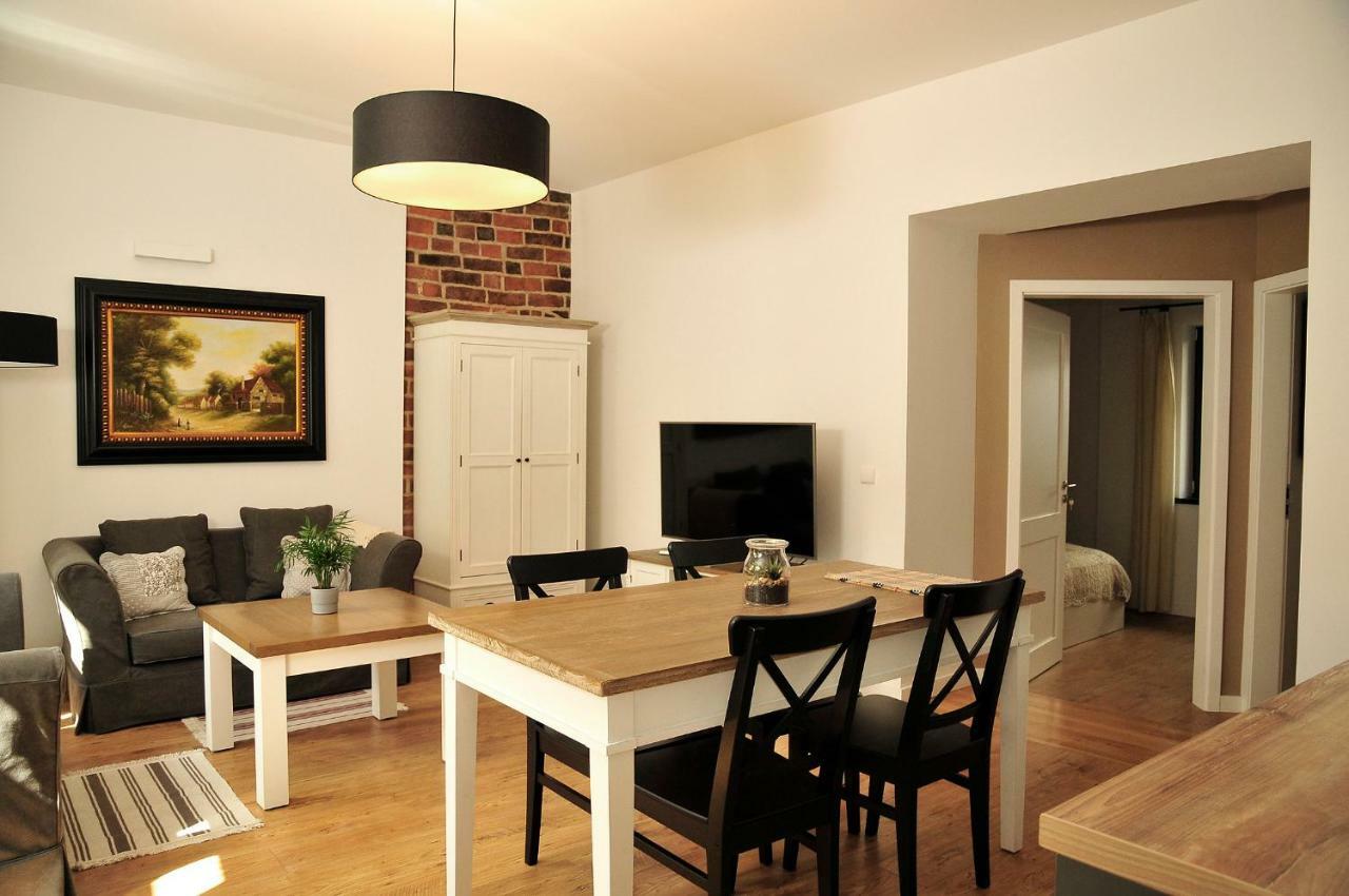 Apartamenty Kopernika 14 ทอรูน ภายนอก รูปภาพ